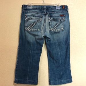 7 for all Mankind | Size 31 Dojo Light wash Capris